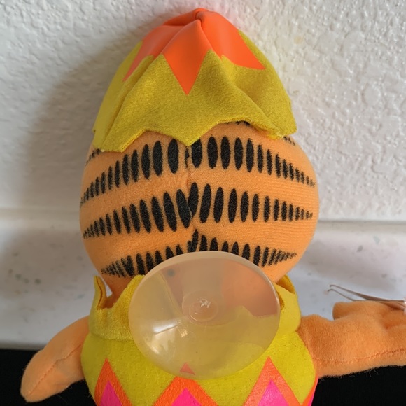 Vintage Russell Stover Garfield Easter Egg Plush Toy NWT - Picture 10 of 16